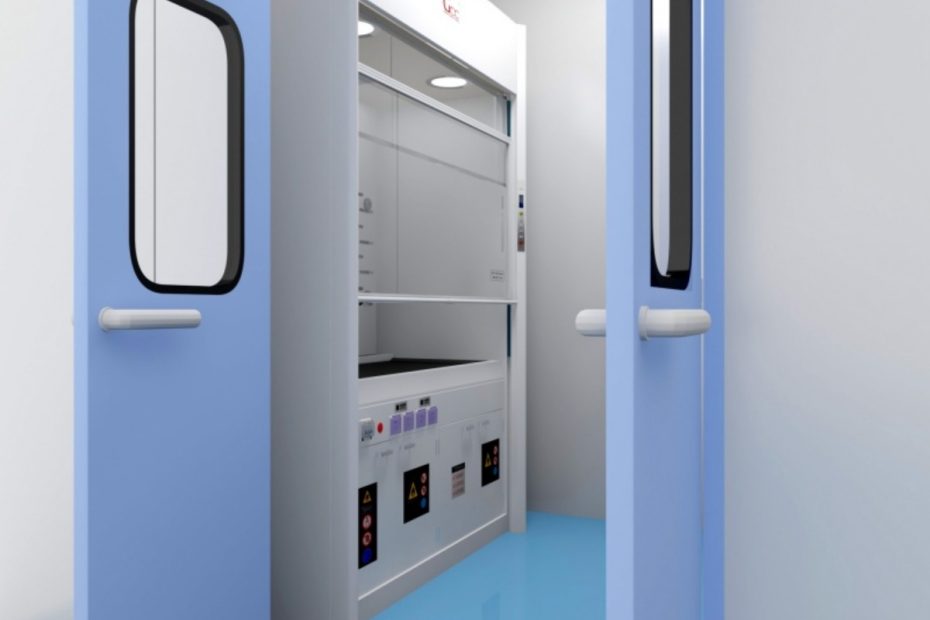 Pathology laboratory with technicians managing samples and workflow