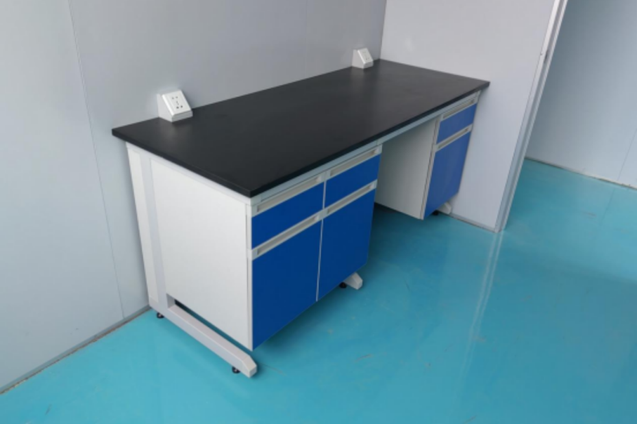Pathology laboratory workbench with stainless steel surface, integrated sink, and ergonomic design